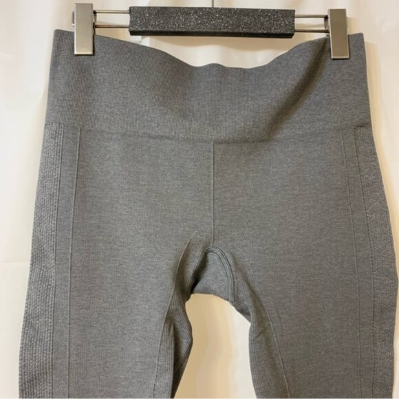 Lululemon Ebb To Street Pant Grey Size 8 - Picture 2 of 10